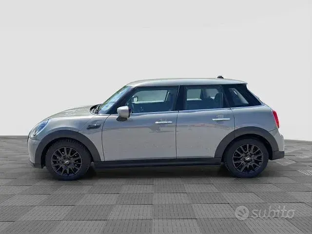 Usata Mini ONE Classic 102 CV (75 kW) 2022 Grigio Utilitaria