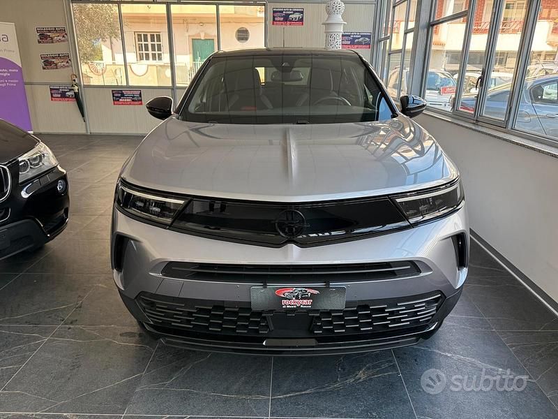 Usata Opel Mokka 136 CV (100 kW) 2025 Argento SUV