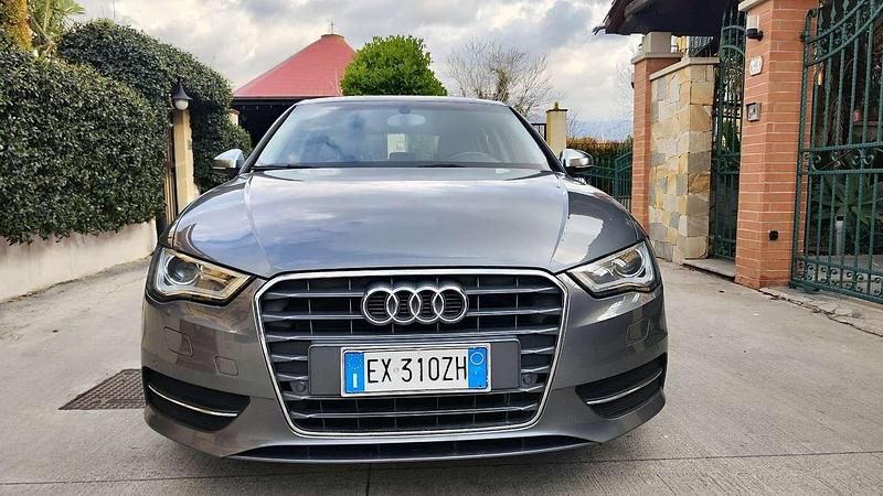 Usata Audi A3 Attraction 110 CV (80 kW) 2015 Berlina