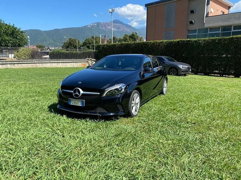 Nero Usata 2017 Mercedes A180 | 16.900 € - Immagine 1/4