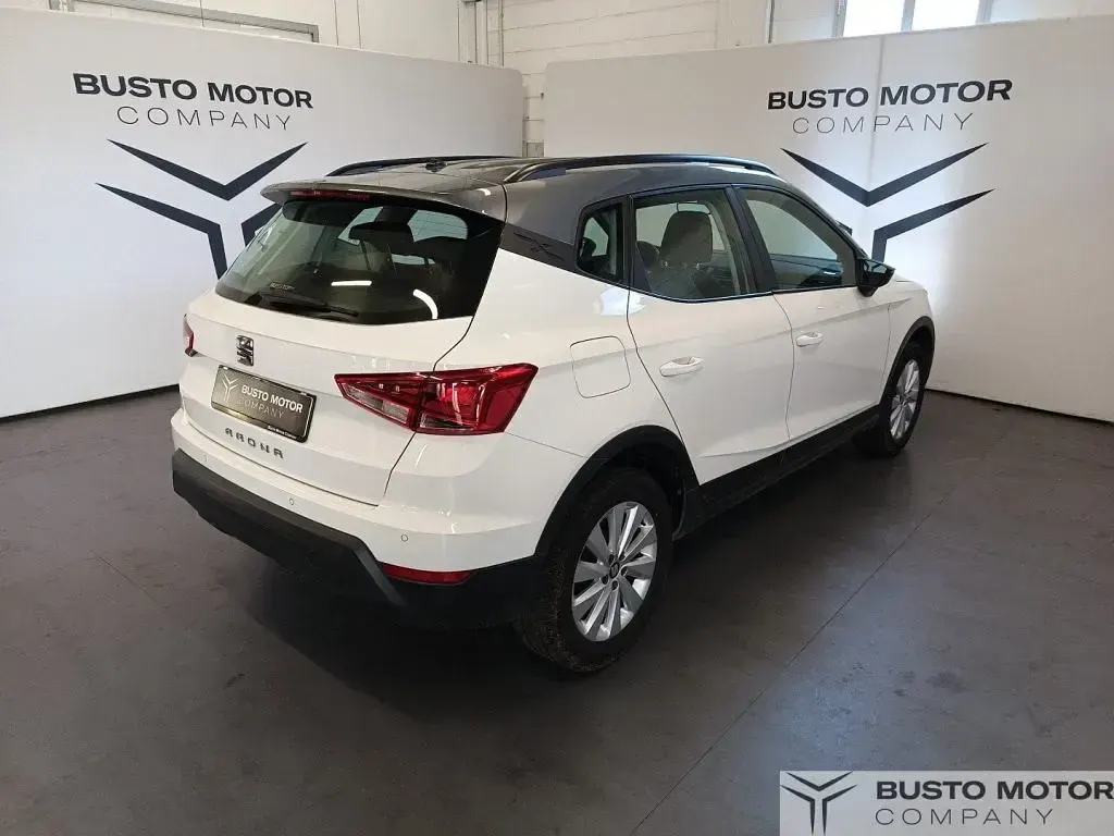 Usata Seat Arona Style 95 CV (69 kW) 2017 Bianco / pastello SUV