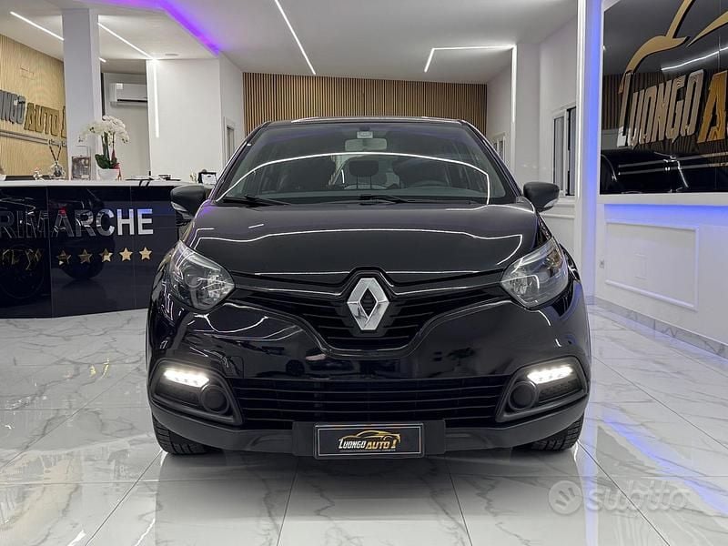 Usata Renault Captur 90 CV (66 kW) 2014 Nero SUV