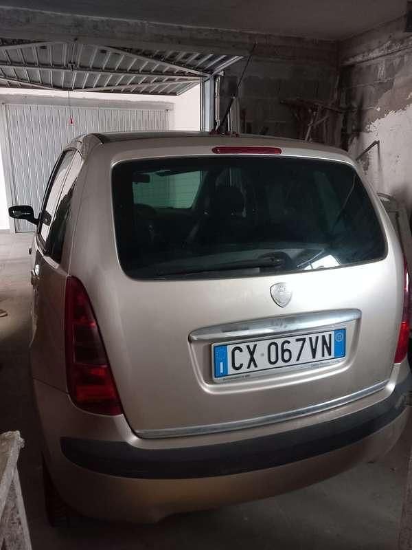 Usata Lancia Musa 69 CV (50 kW) 2004 Monovolume