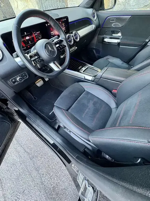 Usata Mercedes GLB200 Business 150 CV (110 kW) 2024 SUV