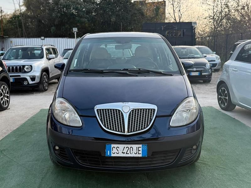 Blu Usata 2005 Lancia Musa Monovolume | 2450 € (Buon prezzo) - Immagine 1/4