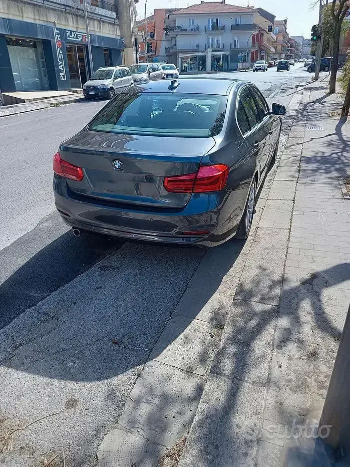 Usata BMW 316 116 CV (85 kW) 2018 Grigio Berlina