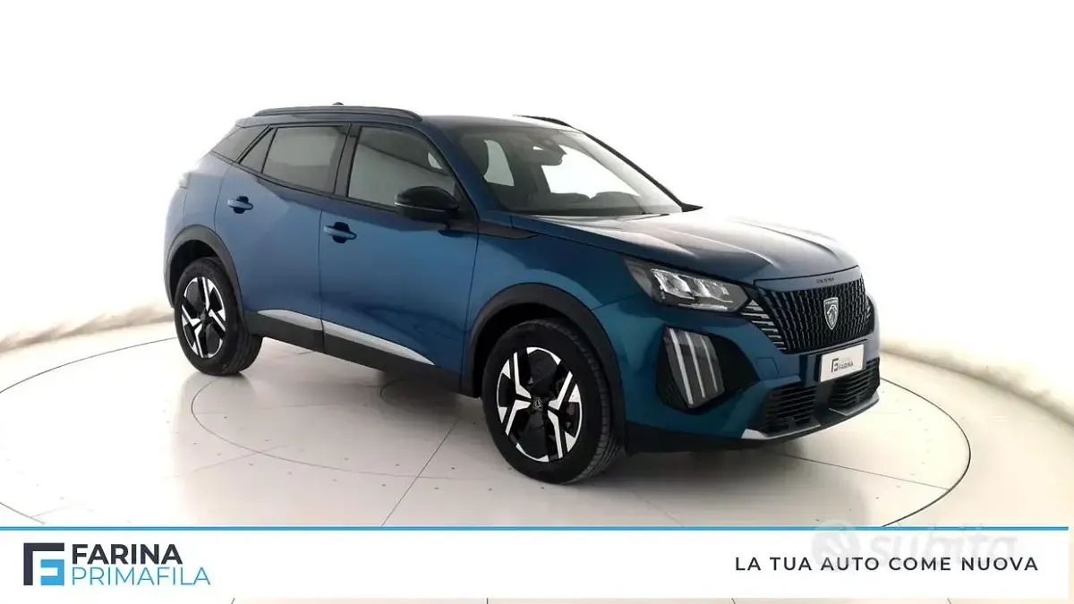 Usata Peugeot 2008 Allure 101 CV (74 kW) 2025 Blu SUV