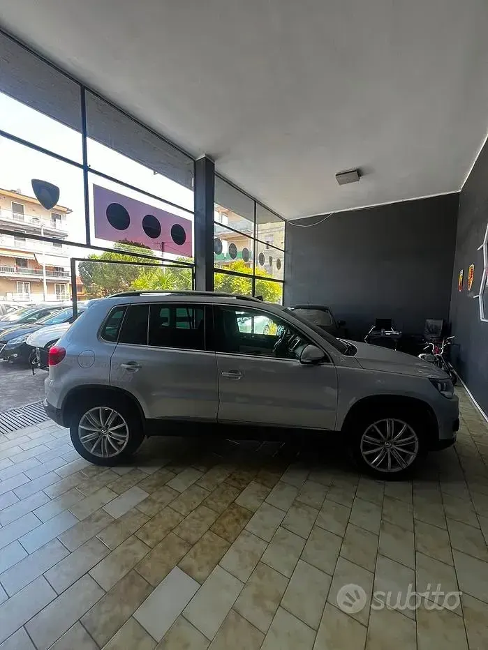 Usata VW Tiguan 140 CV (102 kW) 2012 Grigio SUV