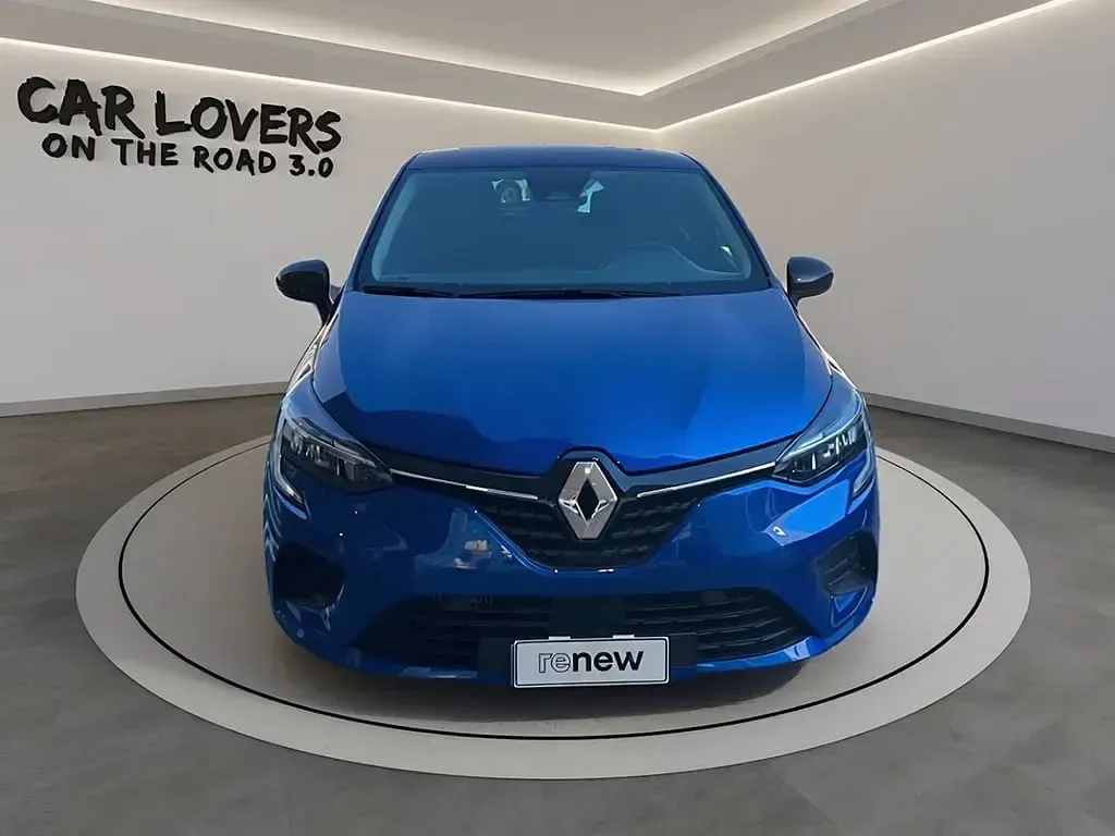 Käytetty Renault Clio V Equilibre 101 HP (74 kW) 2023 Sininen Viistoperä