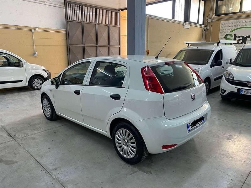 Usata Fiat Punto Easy 95 CV (69 kW) 2017 Bianco Utilitaria