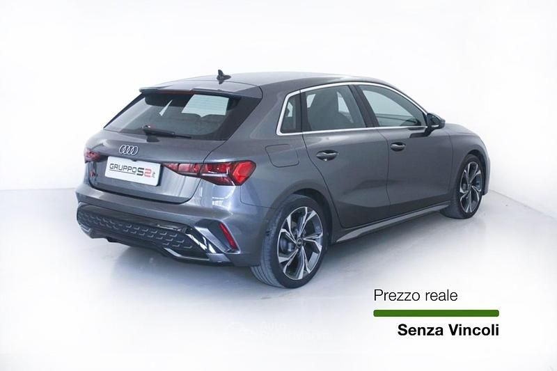 Usata Audi A3 S-Line 150 CV (110 kW) 2024 Gray Berlina