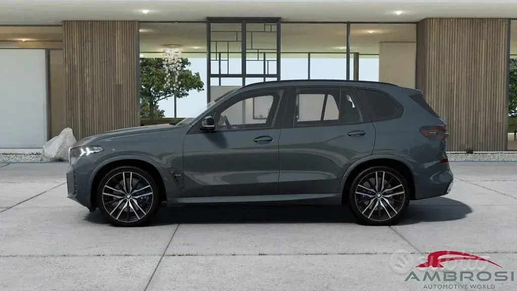 Nuova BMW X5 Comfort Edition 530 CV (389 kW) 2026 Grigio SUV