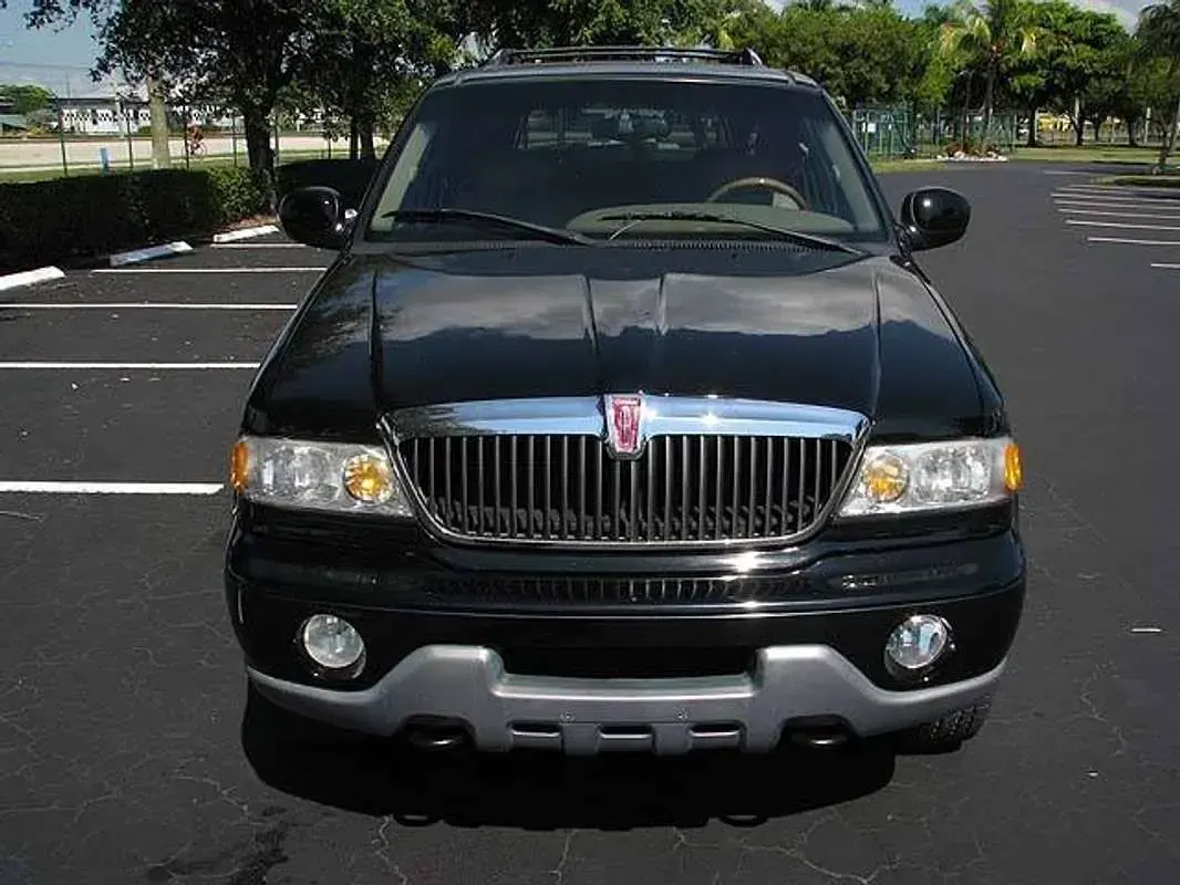 Usata Lincoln Navigator 224 CV (164 kW) 2000 Nero SUV