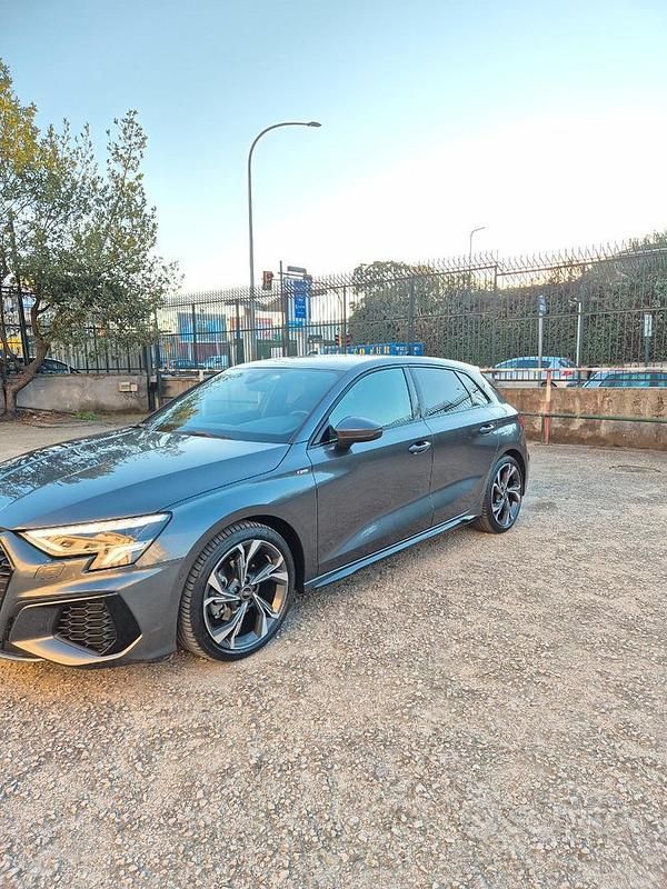 Usata Audi A3 2022 Grigio Berlina