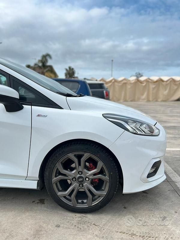 Usata Ford Fiesta ST-Line 2010 Utilitaria