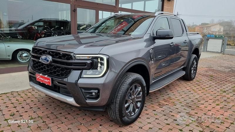 Usata Ford Ranger Wildtrack 205 CV (150 kW) 2024 Grigio Pick-up