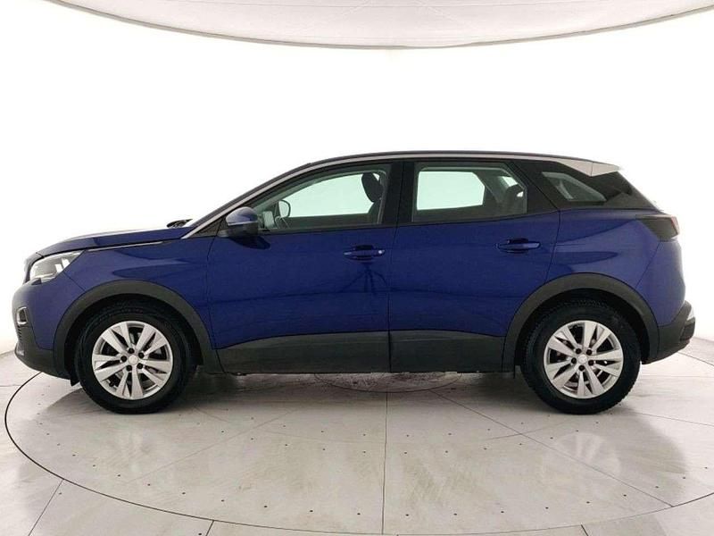 Usata Peugeot 3008 Allure 131 CV (96 kW) 2019 Blu SUV