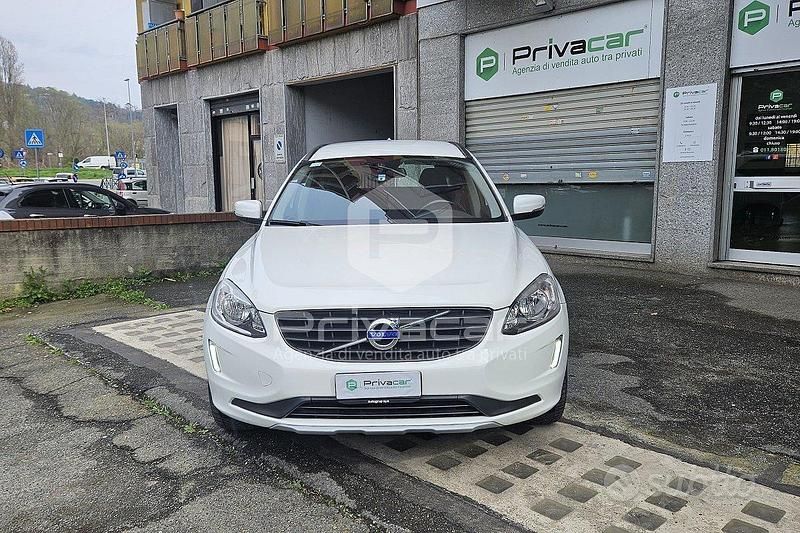 Usata Volvo XC60 Momentum 150 CV (110 kW) 2016 Bianco SUV