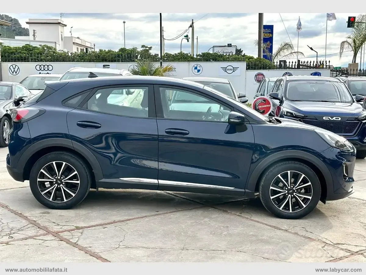 Usata Ford Puma Titanium 125 CV (91 kW) 2022 Blu/azzurro SUV