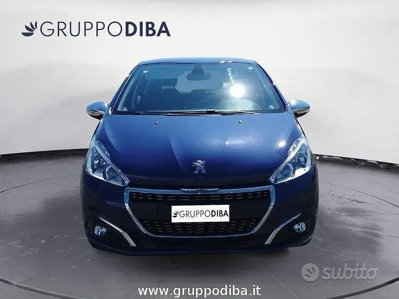 Usata Peugeot 208 Allure 82 CV (60 kW) 2015 Blu Utilitaria