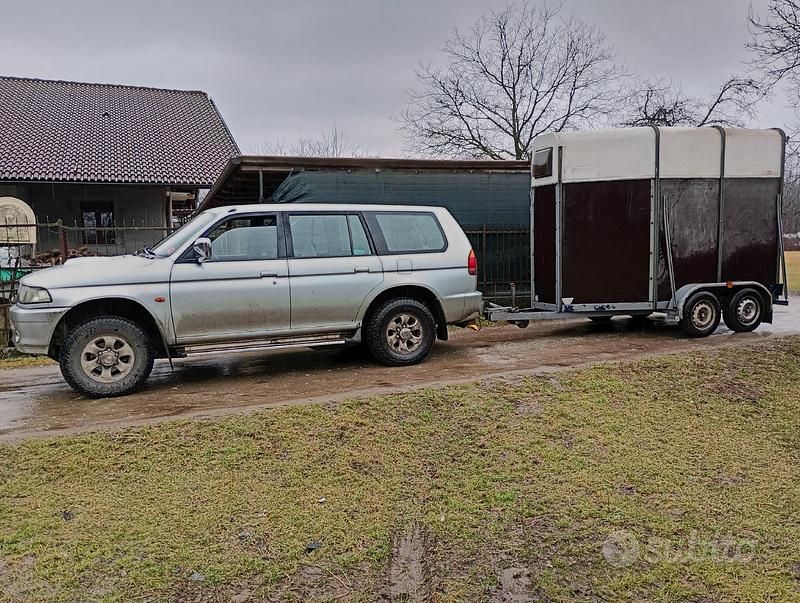 Grigio Usata 2008 Mitsubishi Pajero Sport SUV | 4600 € - Immagine 1/1