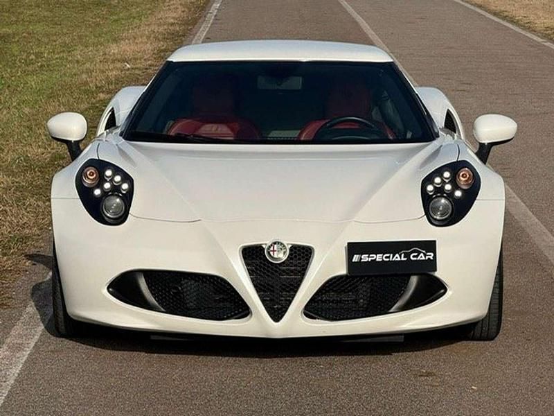 Usata Alfa Romeo 4C 241 CV (177 kW) 2015 Perlato Coupé