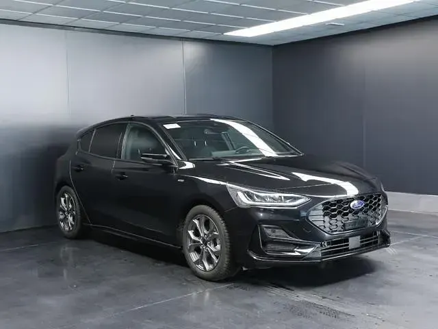 Usata Ford Focus ST-Line 154 CV (113 kW) 2025 Nero Berlina
