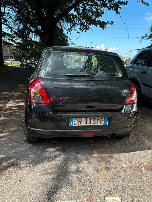 Usata Suzuki Swift GL 92 CV (67 kW) 2008 Nero Utilitaria