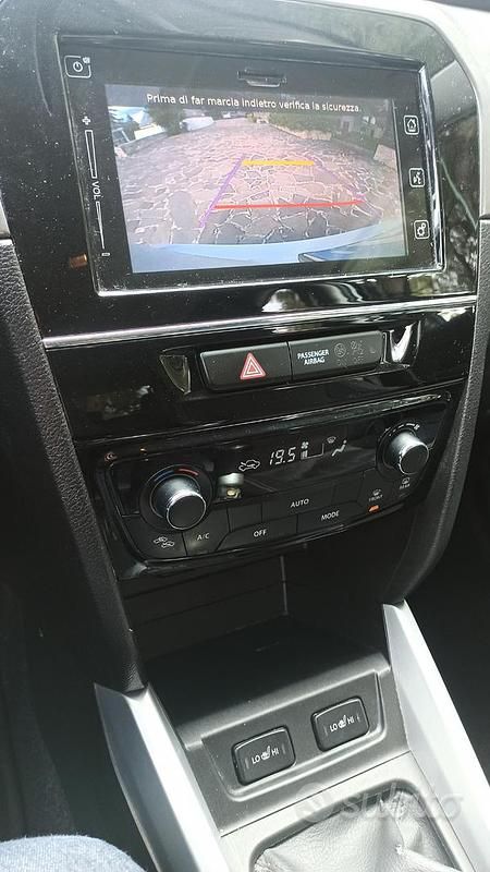 Usata Suzuki Vitara 120 CV (88 kW) 2018 Bianco SUV