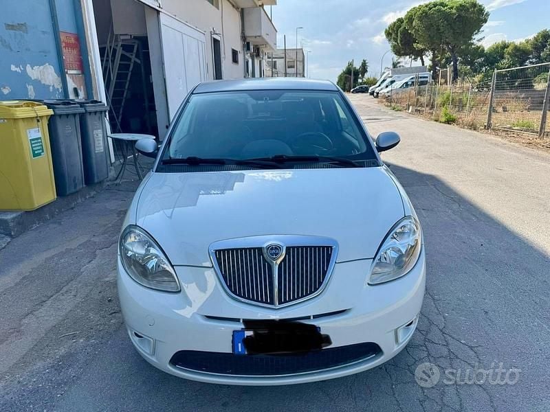Usata Lancia Ypsilon 2010 Utilitaria