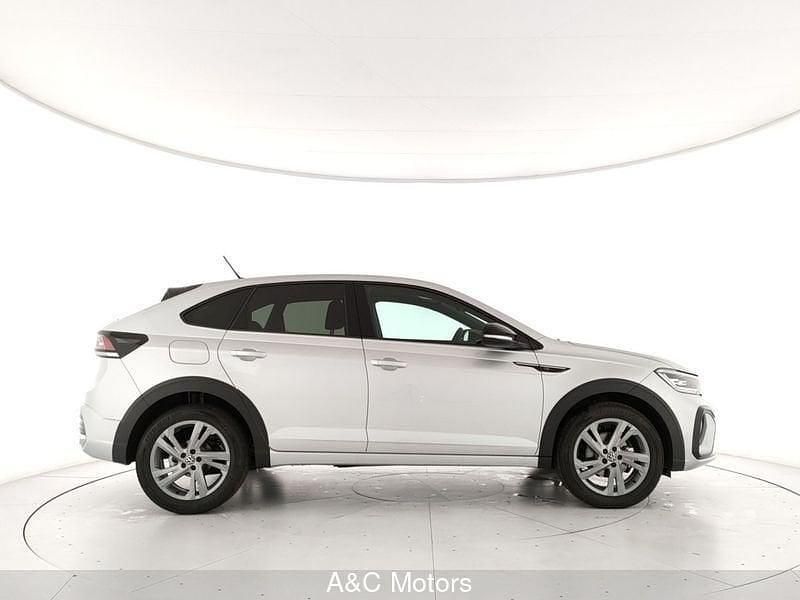 Usata VW Taigo R-line 116 CV (85 kW) 2024 Argento SUV