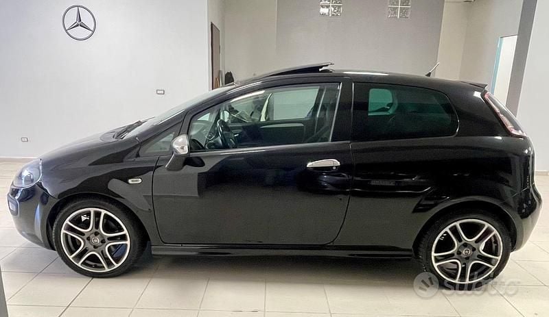 Usata Fiat Punto Evo Sport 95 CV (69 kW) 2011 Nero Utilitaria