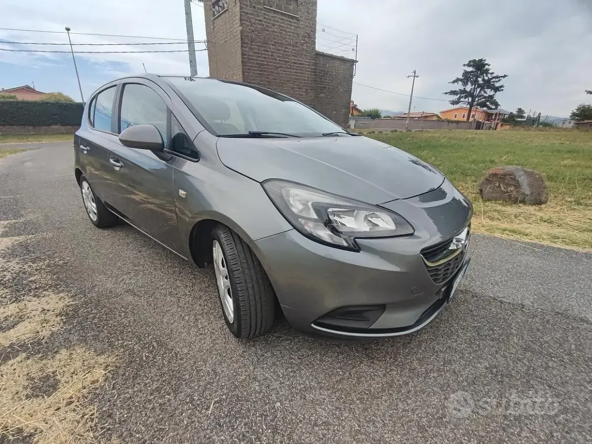 Usata Opel Corsa 69 CV (50 kW) 2017 Grigio Utilitaria