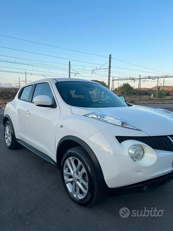 Usata Nissan Juke 117 CV (86 kW) 2014 Bianco SUV