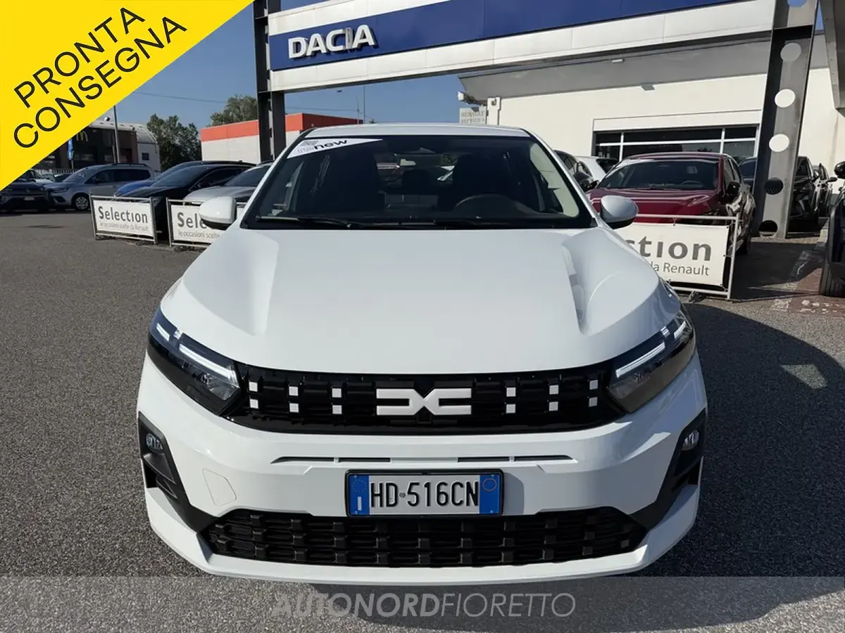 Usata Dacia Sandero 101 CV (74 kW) 2026 Bianco Berlina