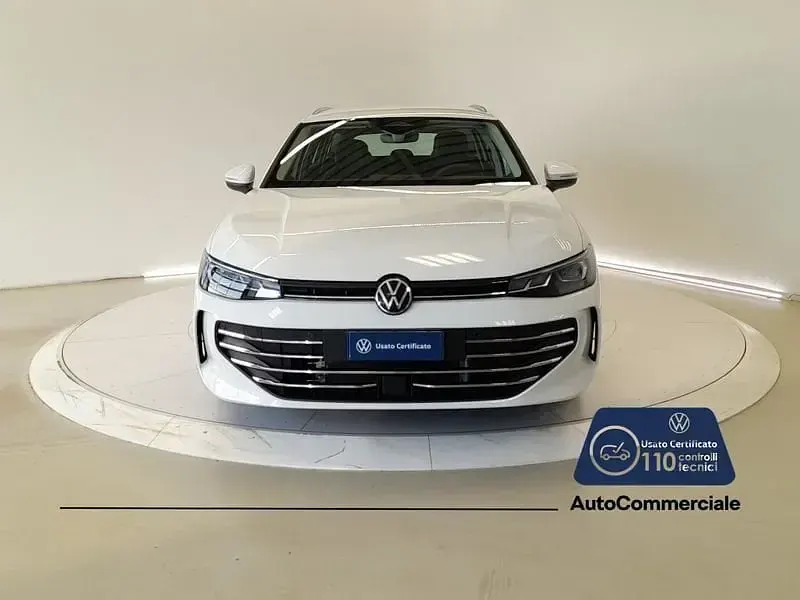 Usata VW Passat Business 204 CV (150 kW) 2025 Bianco Station wagon