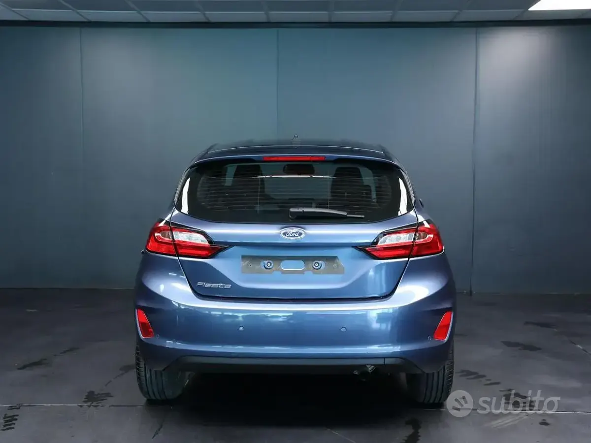 Usata Ford Fiesta Titanium 75 CV (55 kW) 2023 Blu Utilitaria
