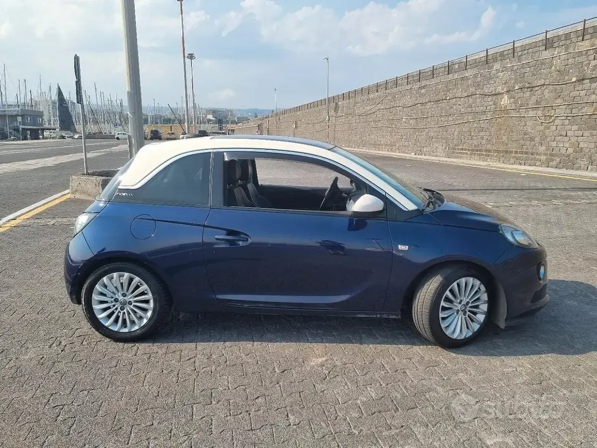 Usata Opel Adam 69 CV (50 kW) 2017 Blu Utilitaria