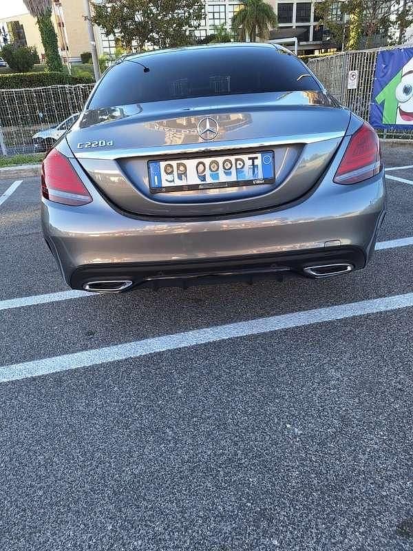 Usata Mercedes C220 Premium 194 CV (142 kW) 2020 Grigio Berlina