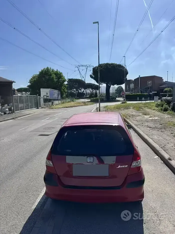 Usata Honda Jazz 78 CV (57 kW) 2006 Utilitaria