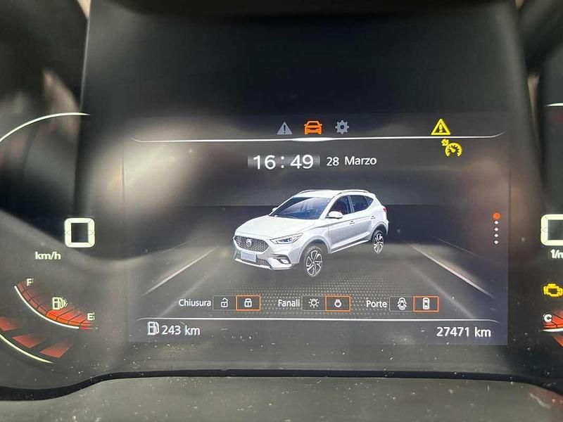 Usata MG ZS Luxury 106 CV (77 kW) 2023 SUV