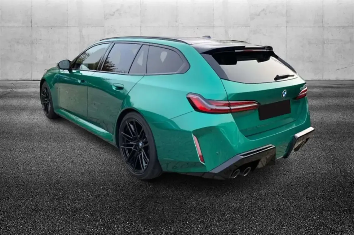 Usata BMW M5 727 CV (534 kW) 2025 Verde Station wagon