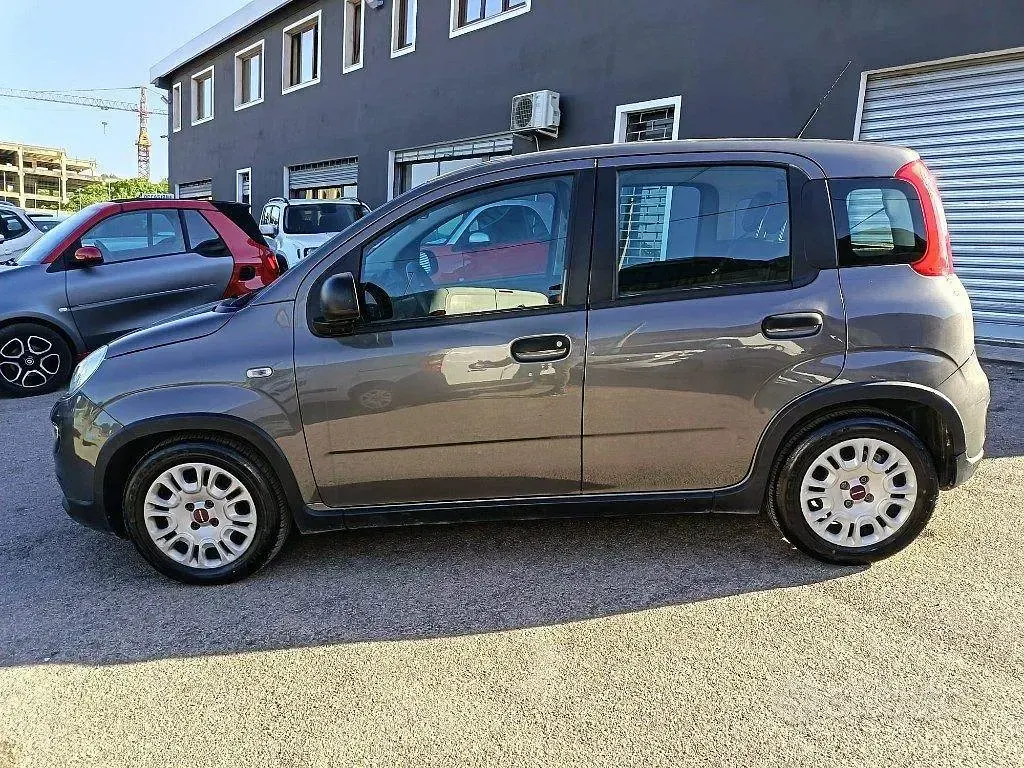 Usata Fiat Panda S 69 CV (50 kW) 2022 Grigio Utilitaria