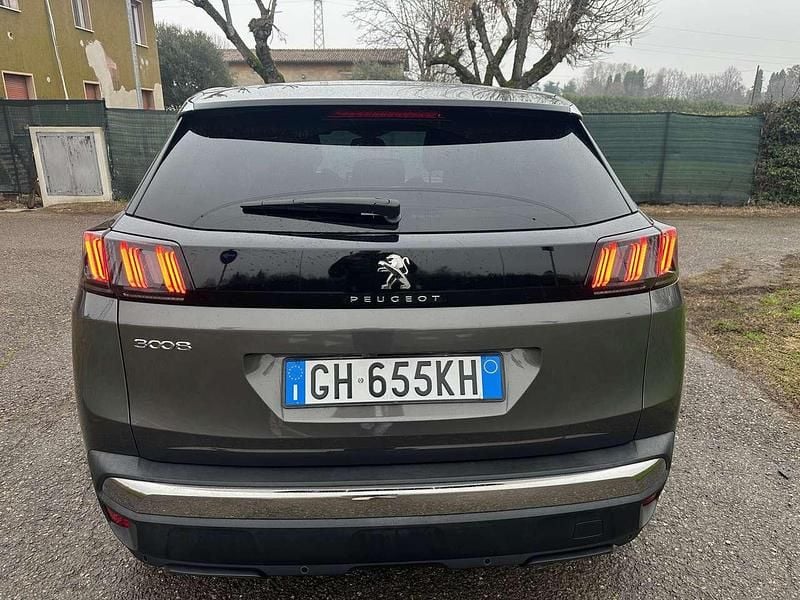 Usata Peugeot 3008 Allure 131 CV (96 kW) 2022 Grigio SUV