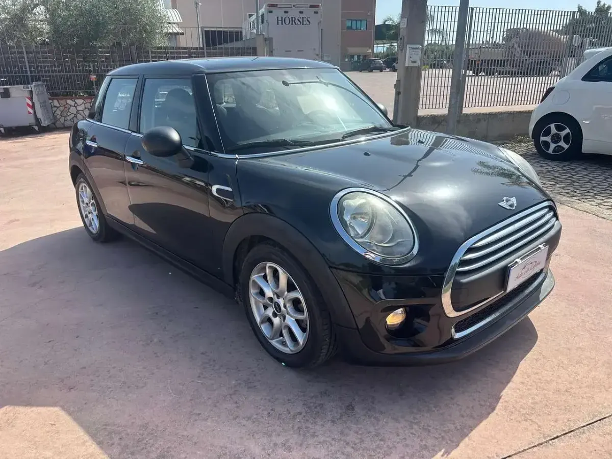 Usata Mini One D 95 CV (69 kW) 2018 Nero Utilitaria