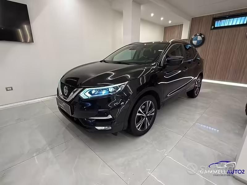 Usata Nissan Qashqai N-Connecta 115 CV (84 kW) 2019 Nero SUV