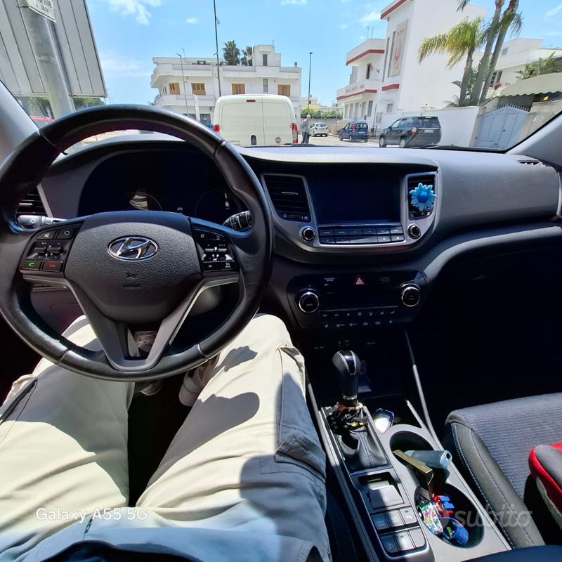 Usata Hyundai Tucson Xpossible 141 CV (103 kW) 2018 Marrone SUV