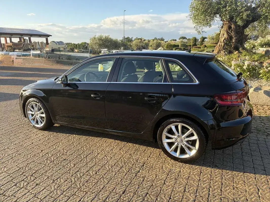 Usata Audi A3 Ambition 110 CV (80 kW) 2015 Nero Berlina