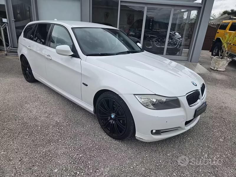 Usata BMW 320 184 CV (135 kW) 2011 Bianco Station wagon