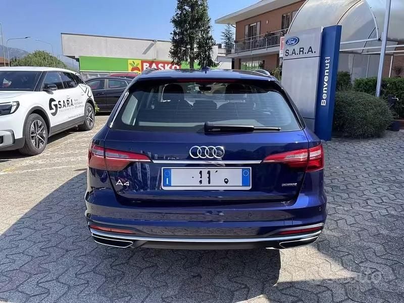 Usata Audi A4 Advanced 190 CV (139 kW) 2020 Blu/azzurro Station wagon